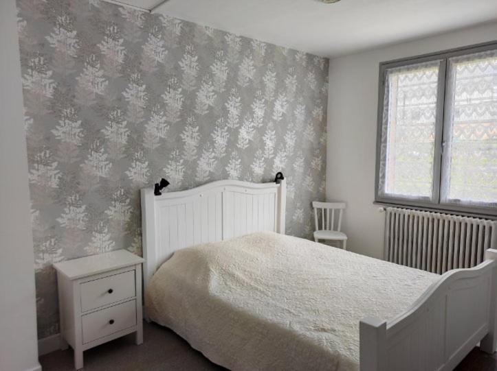 Tulipe, Appartement 5 Personnes, Entre Sancy Et Volcans D'Auvergne Orcival Eksteriør billede